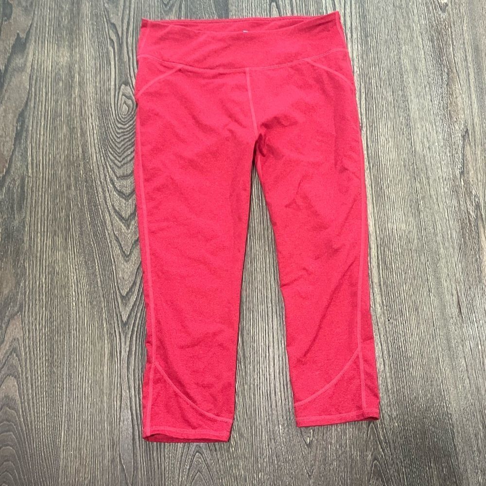 Fabletics Womens Lima Capri Leggings Mid Rise Pull-On Stretch Pink Size Medium